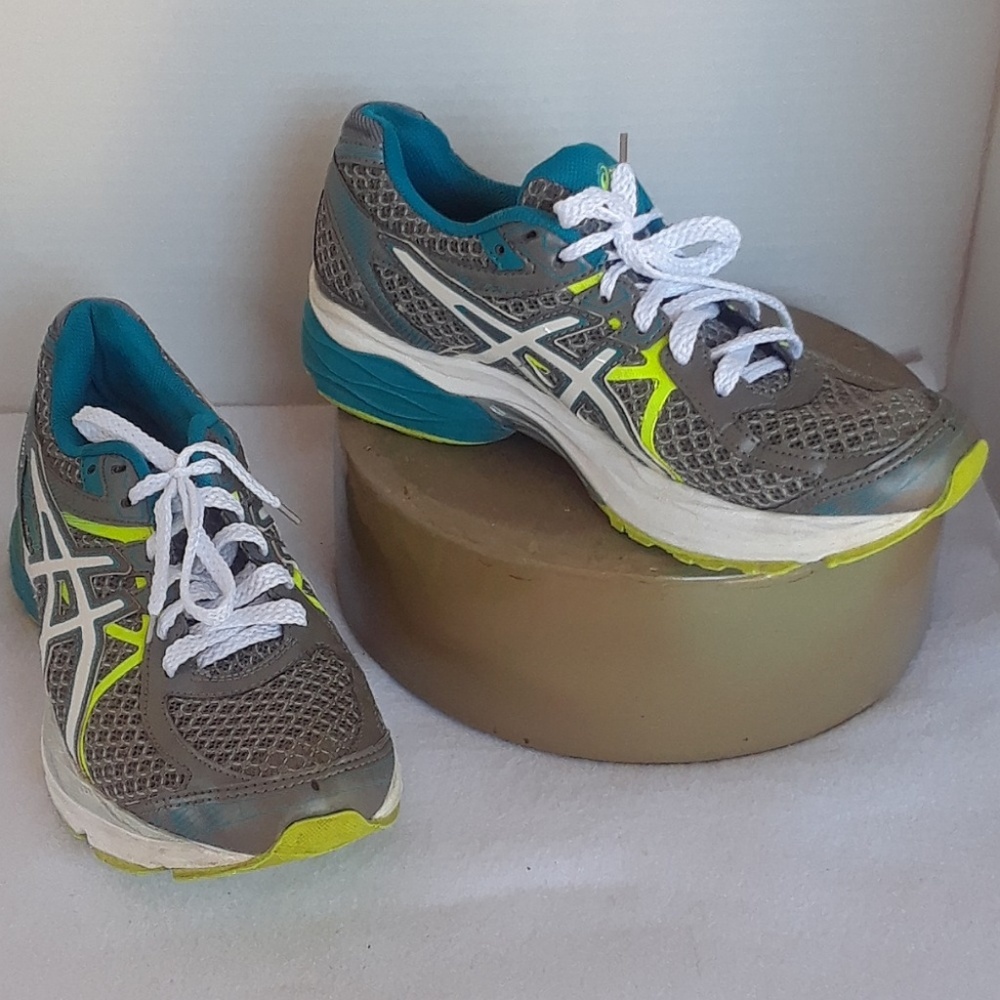 ASICS Titanium Gray